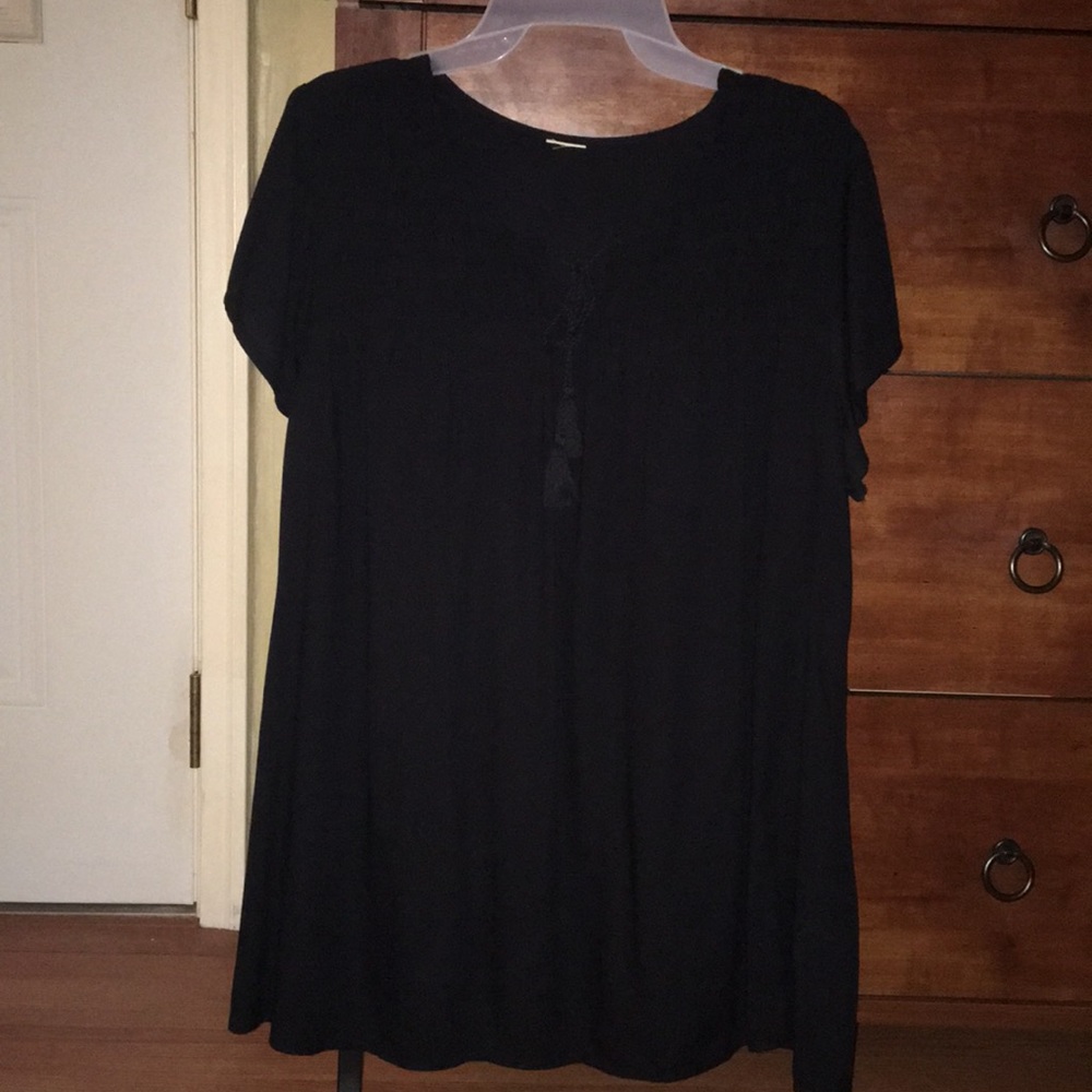 Cute Black Tassel Top